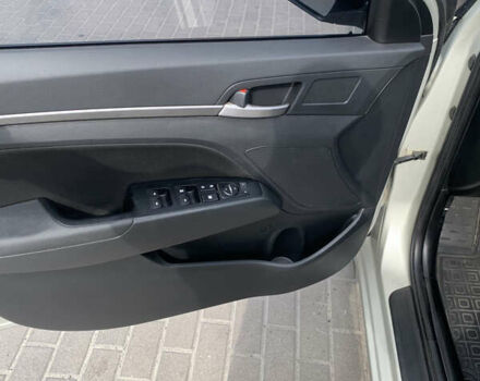 Бежевый Хендай Элантра, объемом двигателя 1.59 л и пробегом 98 тыс. км за 12500 $, фото 15 на Automoto.ua