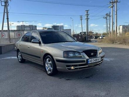 Бежевий Хендай Елантра, об'ємом двигуна 1.98 л та пробігом 320 тис. км за 3000 $, фото 1 на Automoto.ua