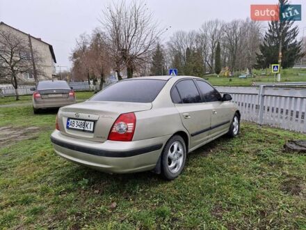 Бежевий Хендай Елантра, об'ємом двигуна 1.98 л та пробігом 320 тис. км за 3200 $, фото 1 на Automoto.ua
