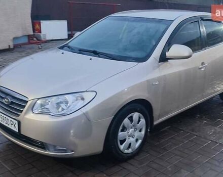 Бежевый Хендай Элантра, объемом двигателя 1.59 л и пробегом 220 тыс. км за 4800 $, фото 1 на Automoto.ua