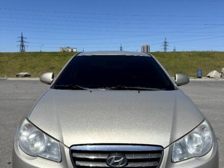 Бежевый Хендай Элантра, объемом двигателя 1.6 л и пробегом 285 тыс. км за 5700 $, фото 1 на Automoto.ua