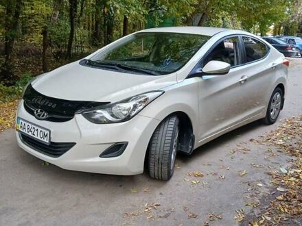 Бежевый Хендай Элантра, объемом двигателя 1.59 л и пробегом 179 тыс. км за 8900 $, фото 1 на Automoto.ua