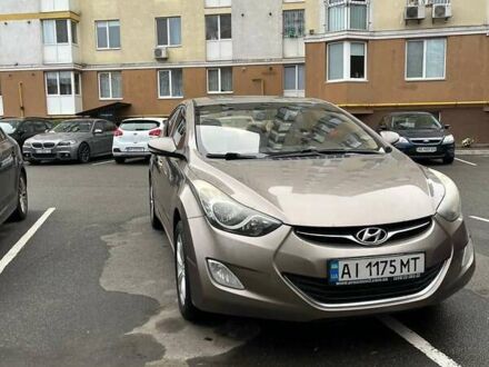 Бежевий Хендай Елантра, об'ємом двигуна 1.8 л та пробігом 158 тис. км за 9200 $, фото 1 на Automoto.ua