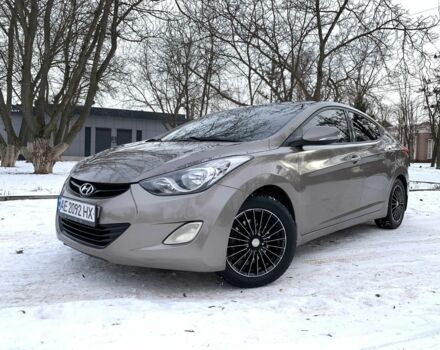Бежевый Хендай Элантра, объемом двигателя 1.6 л и пробегом 161 тыс. км за 9300 $, фото 1 на Automoto.ua