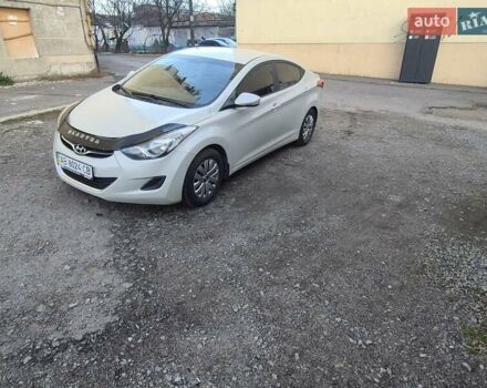 Бежевый Хендай Элантра, объемом двигателя 1.6 л и пробегом 220 тыс. км за 8200 $, фото 1 на Automoto.ua