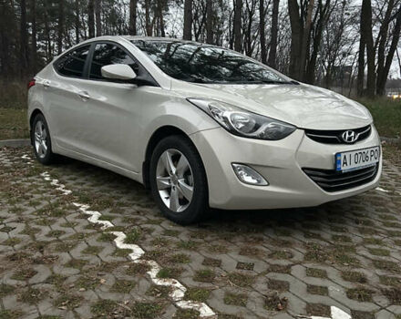 Бежевый Хендай Элантра, объемом двигателя 1.8 л и пробегом 131 тыс. км за 9900 $, фото 1 на Automoto.ua