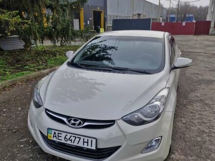 Бежевый Хендай Элантра, объемом двигателя 1.59 л и пробегом 190 тыс. км за 9200 $, фото 1 на Automoto.ua