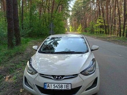 Хендай Элантра 2014 в Киеве на Automoto.ua Бежевый Хендай Элантра, объемом двигателя 1.59 л и пробегом 301 тыс. км за 8500 $, фото 1 на Automoto.ua
