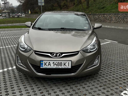 Бежевый Хендай Элантра, объемом двигателя 1.8 л и пробегом 115 тыс. км за 9600 $, фото 1 на Automoto.ua