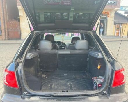 Хендай Элантра 2004 в Хусте на Automoto.ua Черный Хендай Элантра, объемом двигателя 2 л и пробегом 179 тыс. км за 3038 $, фото 7 на Automoto.ua