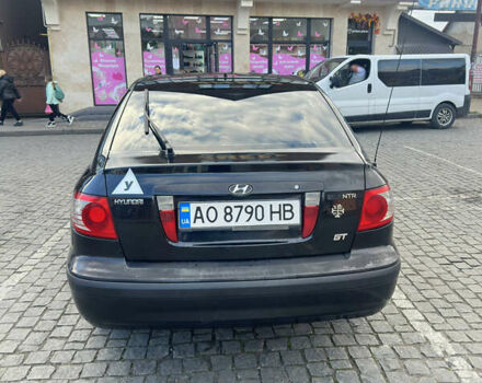 Черный Хендай Элантра, объемом двигателя 1.98 л и пробегом 179 тыс. км за 2900 $, фото 2 на Automoto.ua
