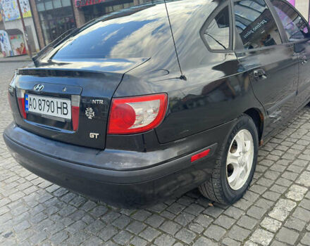 Черный Хендай Элантра, объемом двигателя 1.98 л и пробегом 179 тыс. км за 2900 $, фото 3 на Automoto.ua