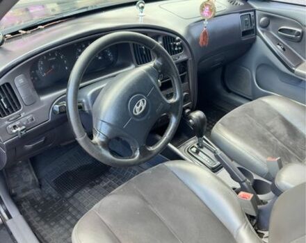 Хендай Элантра 2004 в Хусте на Automoto.ua Черный Хендай Элантра, объемом двигателя 2 л и пробегом 179 тыс. км за 3038 $, фото 3 на Automoto.ua