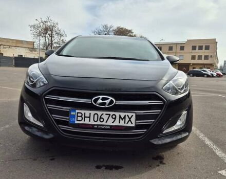 Черный Хендай Элантра, объемом двигателя 2 л и пробегом 95 тыс. км за 12000 $, фото 2 на Automoto.ua
