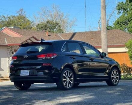 Черный Хендай Элантра, объемом двигателя 2 л и пробегом 67 тыс. км за 3100 $, фото 3 на Automoto.ua