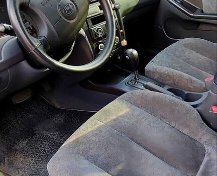 Хендай Элантра 2001 в Днепре (Днепропетровске) на Automoto.ua Черный Хендай Элантра, объемом двигателя 2 л и пробегом 165 тыс. км за 3000 $, фото 4 на Automoto.ua