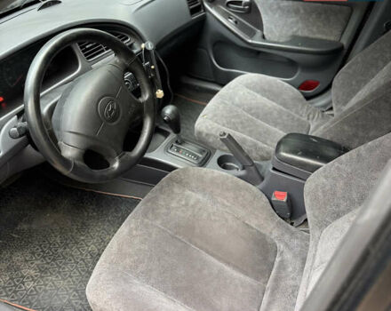 Хендай Элантра 2001 в Днепре (Днепропетровске) на Automoto.ua Черный Хендай Элантра, объемом двигателя 2 л и пробегом 160 тыс. км за 3350 $, фото 3 на Automoto.ua