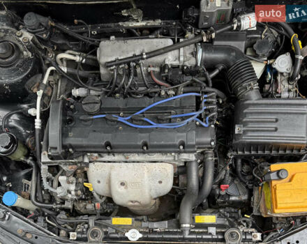 Хендай Элантра 2001 в Днепре (Днепропетровске) на Automoto.ua Черный Хендай Элантра, объемом двигателя 2 л и пробегом 160 тыс. км за 3350 $, фото 5 на Automoto.ua