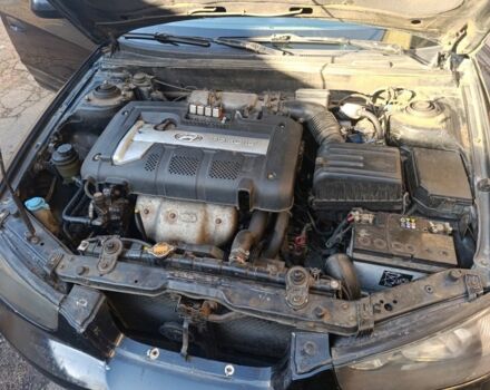 Черный Хендай Элантра, объемом двигателя 2 л и пробегом 450 тыс. км за 3200 $, фото 4 на Automoto.ua