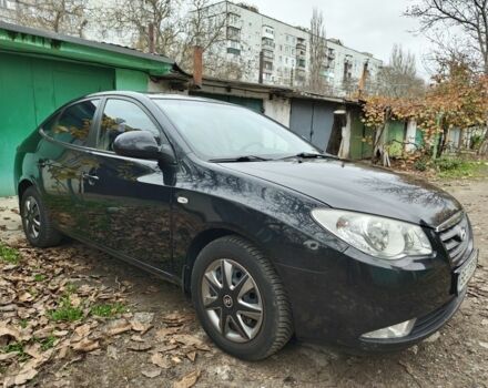Чорний Хендай Елантра, об'ємом двигуна 1.6 л та пробігом 147 тис. км за 6400 $, фото 2 на Automoto.ua