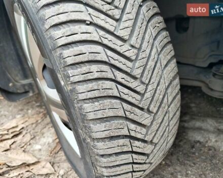 Чорний Хендай Елантра, об'ємом двигуна 1.59 л та пробігом 147 тис. км за 6400 $, фото 22 на Automoto.ua