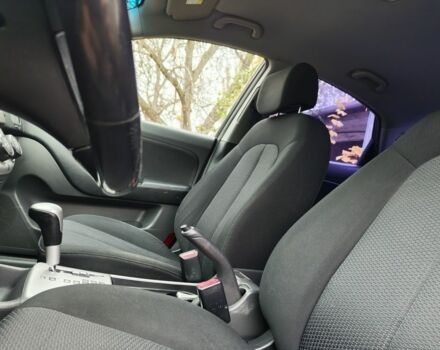 Чорний Хендай Елантра, об'ємом двигуна 1.6 л та пробігом 147 тис. км за 6400 $, фото 14 на Automoto.ua