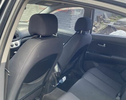 Черный Хендай Элантра, объемом двигателя 1.6 л и пробегом 163 тыс. км за 6700 $, фото 9 на Automoto.ua