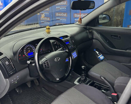 Чорний Хендай Елантра, об'ємом двигуна 1.59 л та пробігом 193 тис. км за 4900 $, фото 15 на Automoto.ua