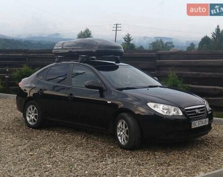 Черный Хендай Элантра, объемом двигателя 1.59 л и пробегом 210 тыс. км за 5900 $, фото 2 на Automoto.ua