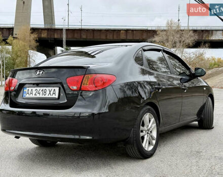 Чорний Хендай Елантра, об'ємом двигуна 2 л та пробігом 240 тис. км за 7850 $, фото 4 на Automoto.ua