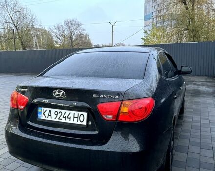 Черный Хендай Элантра, объемом двигателя 1.6 л и пробегом 261 тыс. км за 4799 $, фото 5 на Automoto.ua