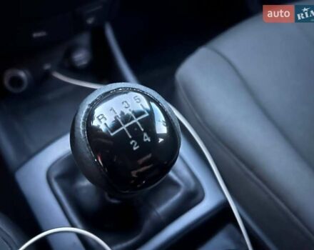 Чорний Хендай Елантра, об'ємом двигуна 1.59 л та пробігом 310 тис. км за 5290 $, фото 17 на Automoto.ua