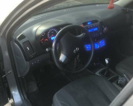 Чорний Хендай Елантра, об'ємом двигуна 1.59 л та пробігом 236 тис. км за 5700 $, фото 8 на Automoto.ua