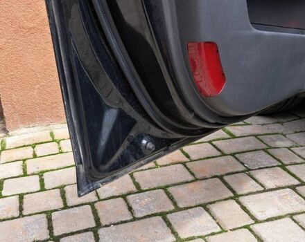 Хендай Элантра 2008 в Хмельницком на Automoto.ua Черный Хендай Элантра, объемом двигателя 1.6 л и пробегом 150 тыс. км за 5700 $, фото 6 на Automoto.ua