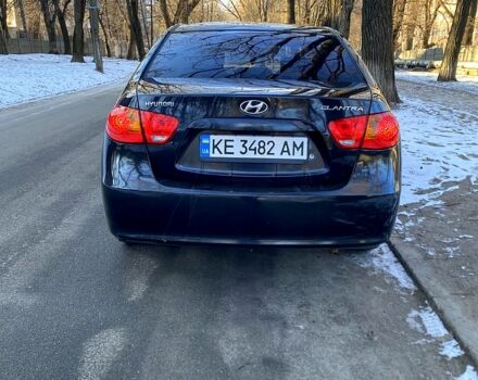 Черный Хендай Элантра, объемом двигателя 1.6 л и пробегом 158 тыс. км за 6800 $, фото 4 на Automoto.ua