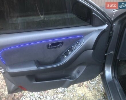 Чорний Хендай Елантра, об'ємом двигуна 1.59 л та пробігом 236 тис. км за 5700 $, фото 7 на Automoto.ua