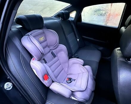 Черный Хендай Элантра, объемом двигателя 1.6 л и пробегом 261 тыс. км за 4799 $, фото 7 на Automoto.ua