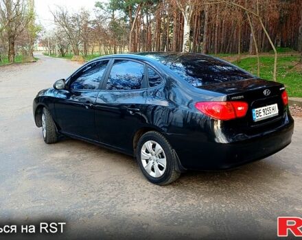 Черный Хендай Элантра, объемом двигателя 1.6 л и пробегом 275 тыс. км за 5999 $, фото 5 на Automoto.ua