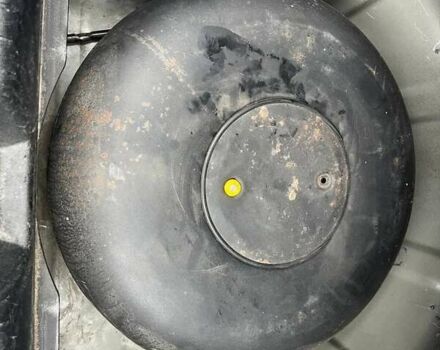 Черный Хендай Элантра, объемом двигателя 1.6 л и пробегом 350 тыс. км за 4750 $, фото 22 на Automoto.ua