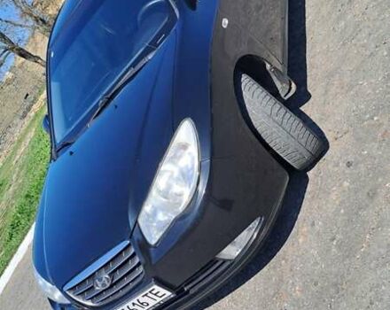 Черный Хендай Элантра, объемом двигателя 1.59 л и пробегом 255 тыс. км за 5000 $, фото 4 на Automoto.ua