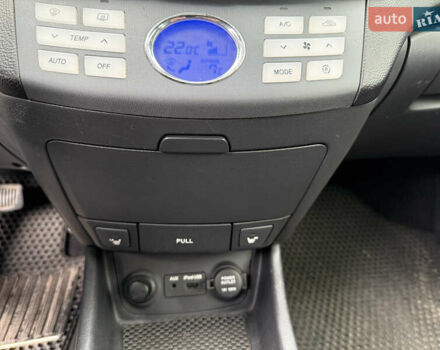 Хендай Элантра 2008 в Киеве на Automoto.ua Черный Хендай Элантра, объемом двигателя 2 л и пробегом 239 тыс. км за 8800 $, фото 12 на Automoto.ua