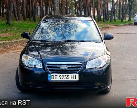 Черный Хендай Элантра, объемом двигателя 1.6 л и пробегом 275 тыс. км за 5999 $, фото 1 на Automoto.ua