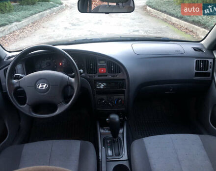 Чорний Хендай Елантра, об'ємом двигуна 1.6 л та пробігом 66 тис. км за 6000 $, фото 5 на Automoto.ua