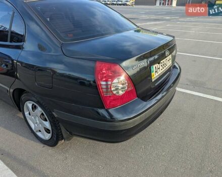 Черный Хендай Элантра, объемом двигателя 1.6 л и пробегом 146 тыс. км за 5900 $, фото 6 на Automoto.ua