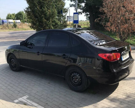 Черный Хендай Элантра, объемом двигателя 1.59 л и пробегом 289 тыс. км за 5900 $, фото 3 на Automoto.ua