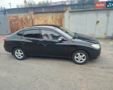 Хендай Элантра 2010 в Киеве на Automoto.ua Черный Хендай Элантра, объемом двигателя 2 л и пробегом 184 тыс. км за 10300 $, фото 2 на Automoto.ua