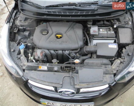 Черный Хендай Элантра, объемом двигателя 1.8 л и пробегом 172 тыс. км за 10200 $, фото 2 на Automoto.ua