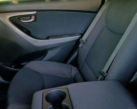 Черный Хендай Элантра, объемом двигателя 1.8 л и пробегом 157 тыс. км за 8500 $, фото 11 на Automoto.ua