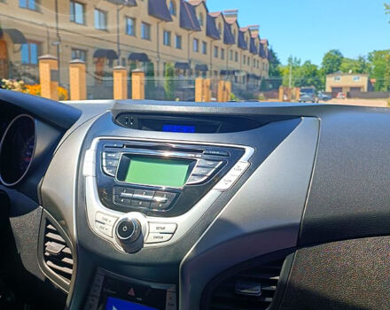 Черный Хендай Элантра, объемом двигателя 1.8 л и пробегом 157 тыс. км за 8500 $, фото 6 на Automoto.ua