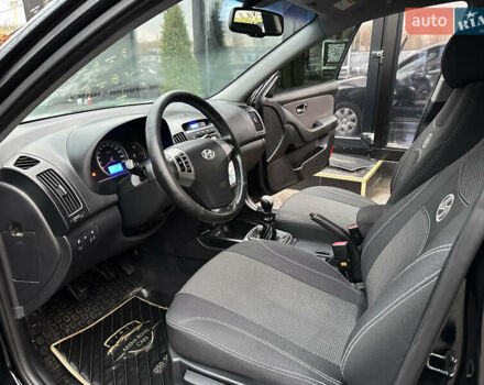 Хендай Элантра 2011 в Харькове на Automoto.ua Черный Хендай Элантра, объемом двигателя 1.59 л и пробегом 118 тыс. км за 8500 $, фото 11 на Automoto.ua